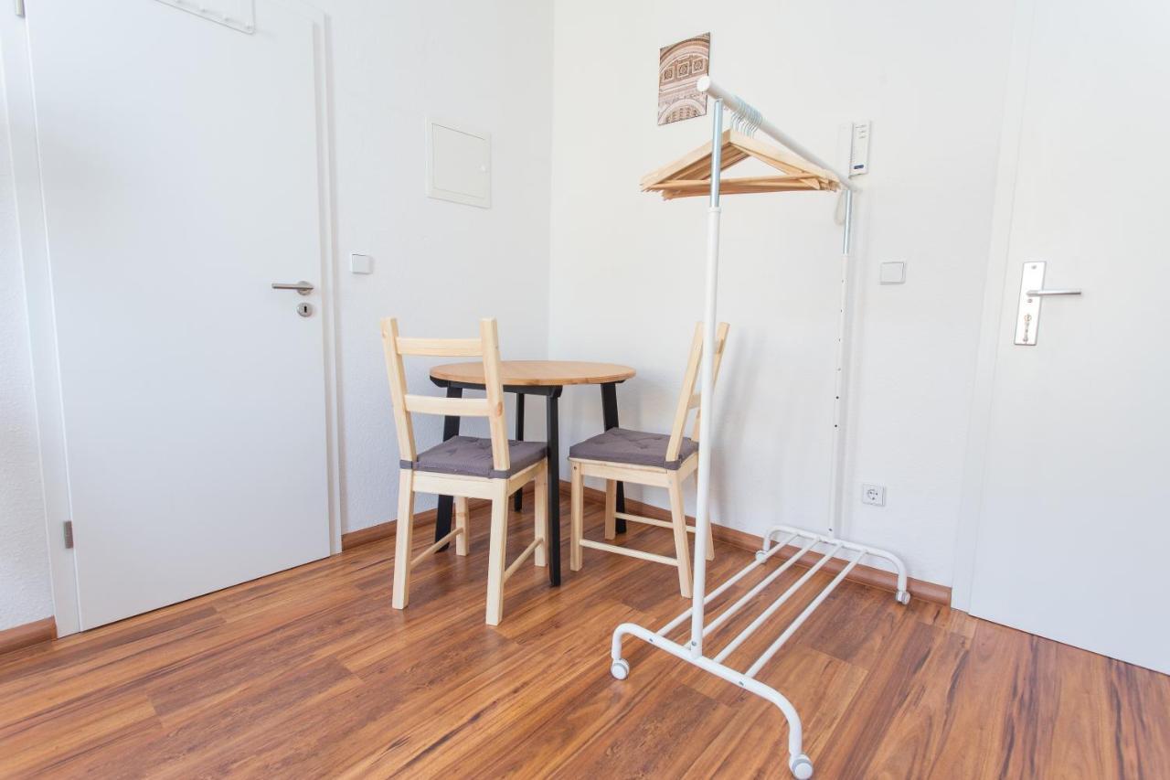 Full House Studios - Ls69 Apartments Halle  Екстер'єр фото