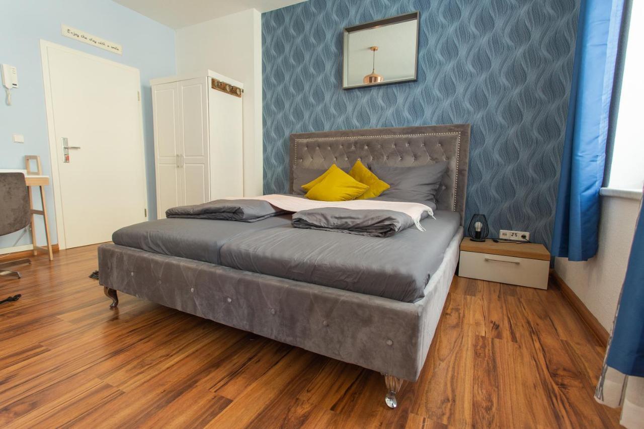 Full House Studios - Ls69 Apartments Halle  Екстер'єр фото