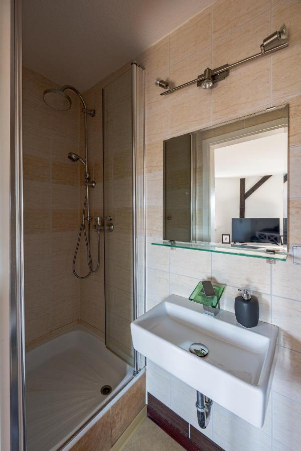 Full House Studios - Ls69 Apartments Halle  Екстер'єр фото